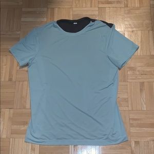 COPY - Lululemon men’s workout shirt